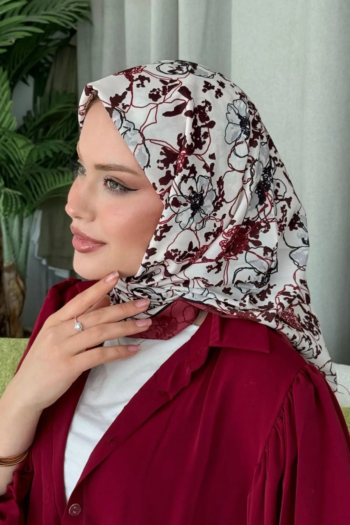 Lily Dijital Desenli Eşarp Bordo